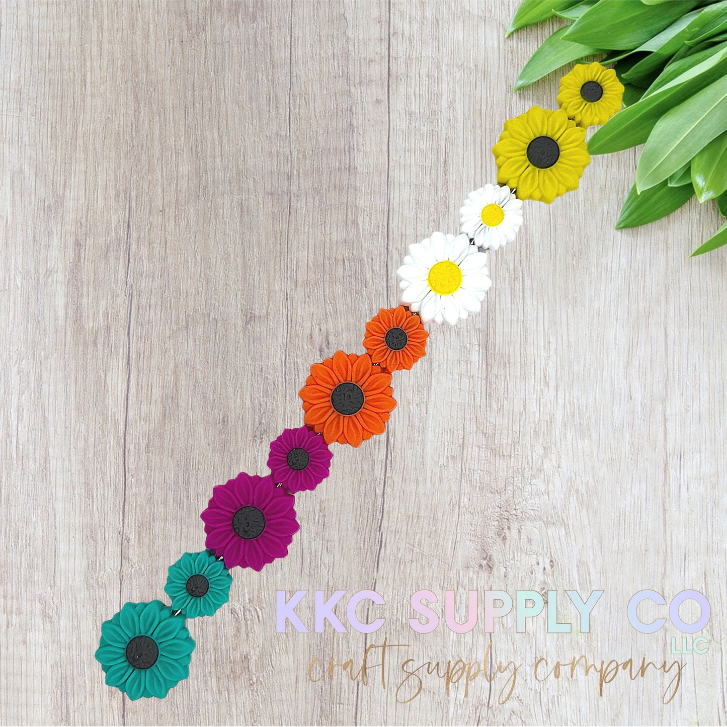 Daisy Silicone Focal Bead