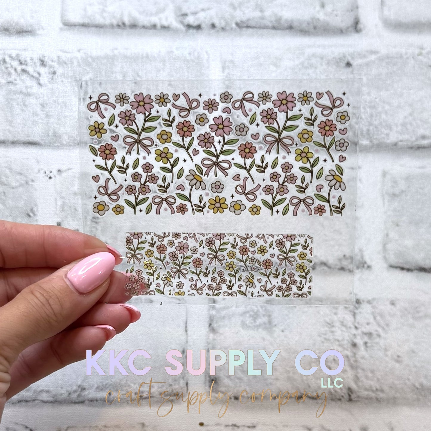 TKUV102-Delicate Flowers-Mini Tumbler Keychain UV DTF Decal