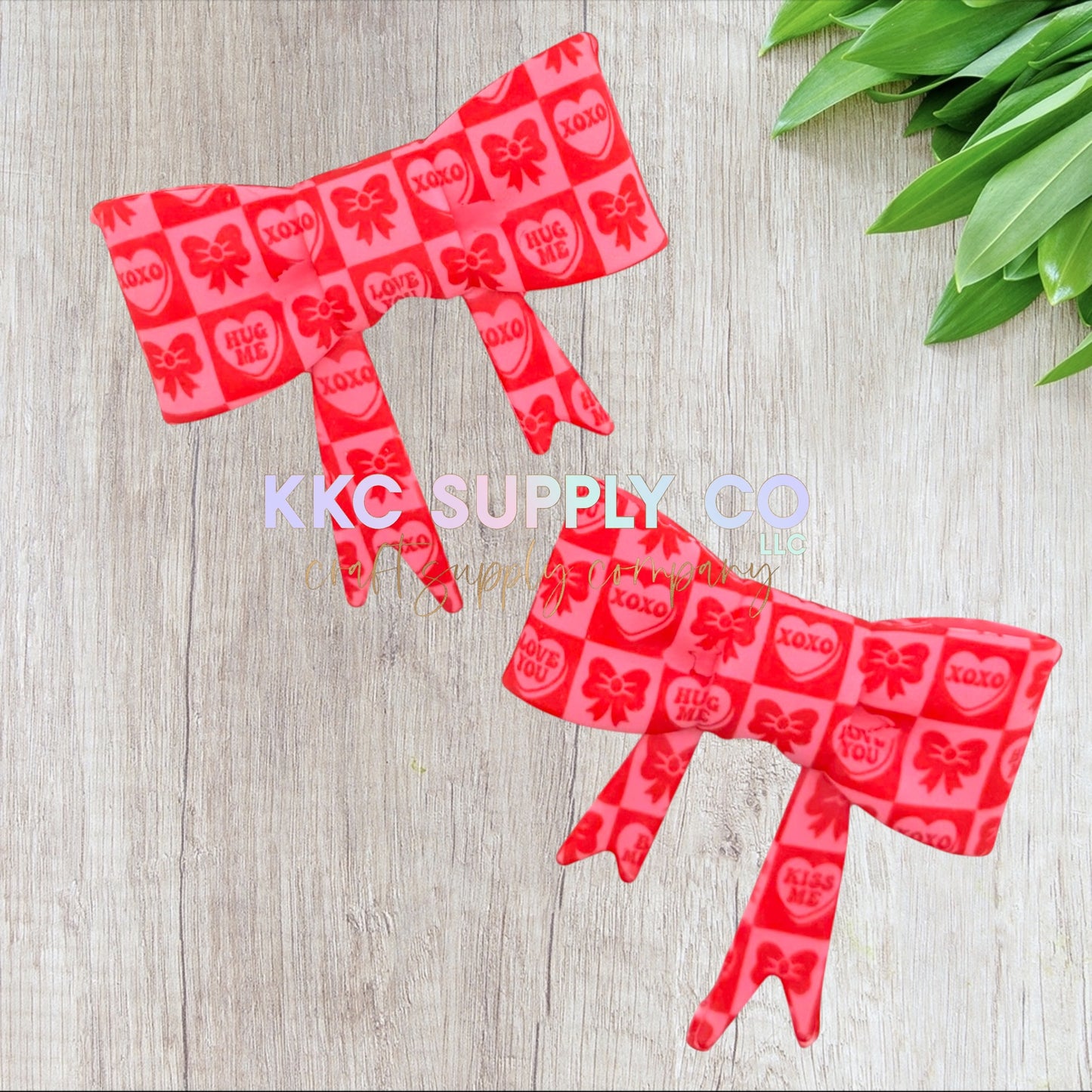 SP280-Red and Pink XOXO Large Bow Silicone Focal Bead