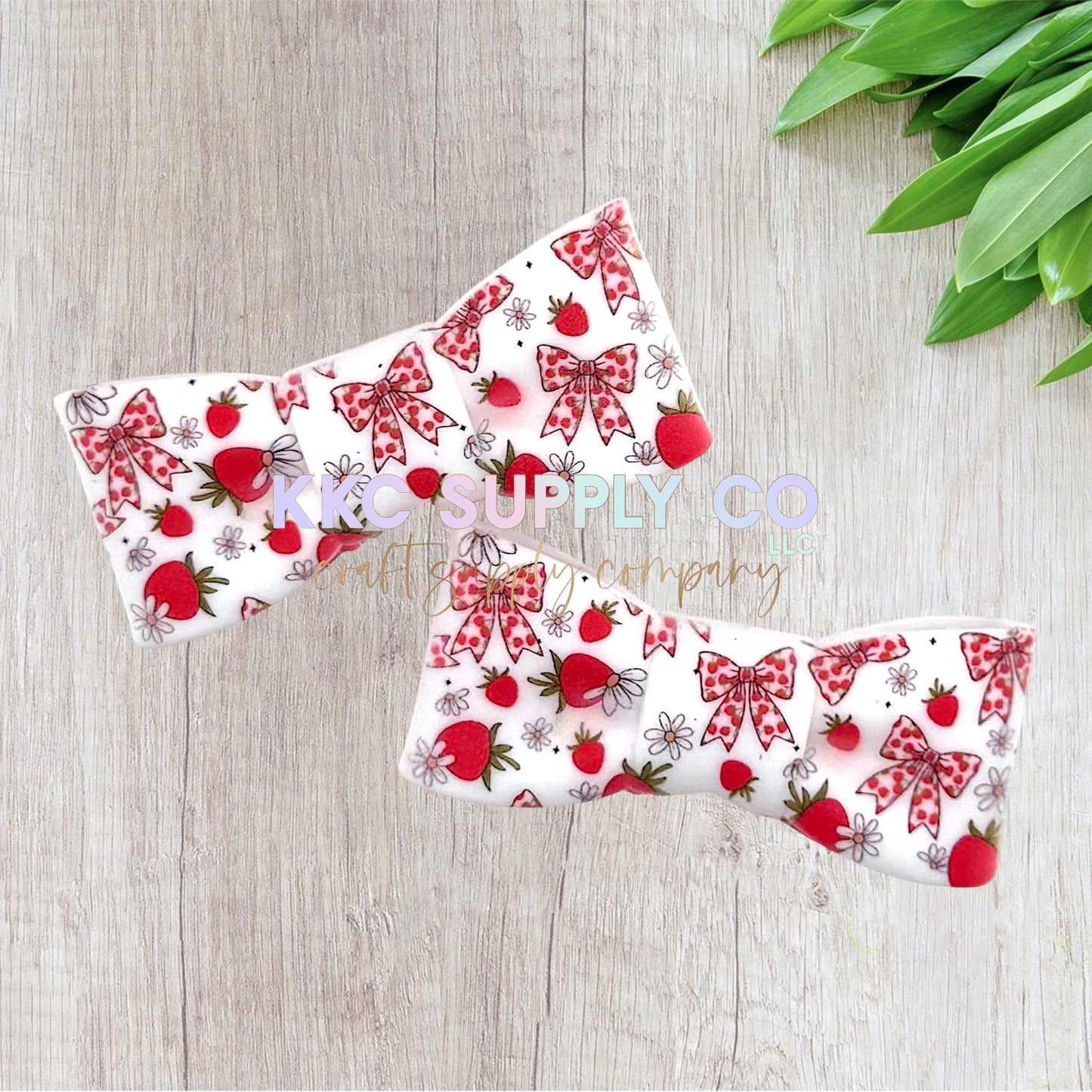 Strawberries and Bows Large Bowtie Silicone Focal Bead