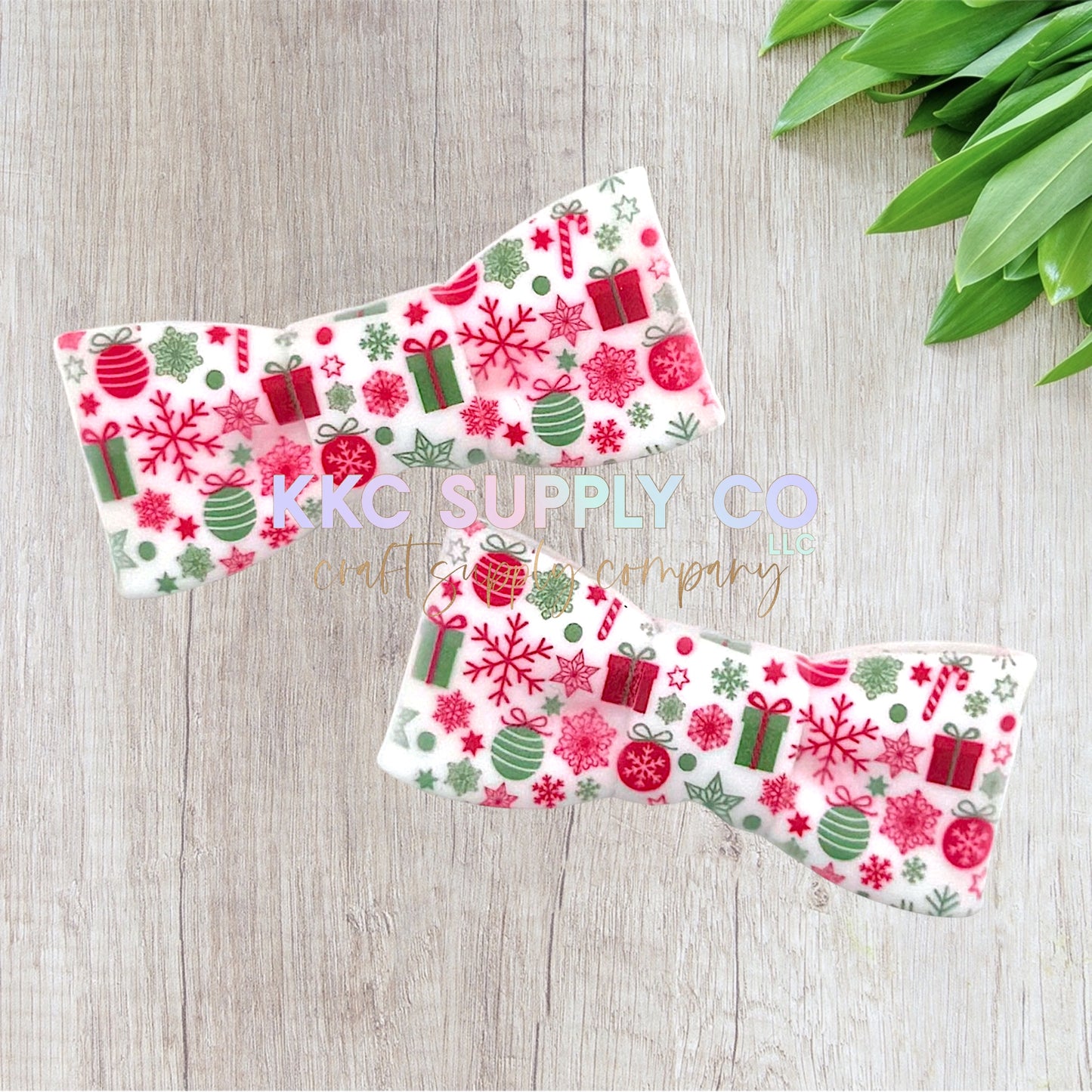 All Things Christmas Large Bowtie Silicone Focal Bead