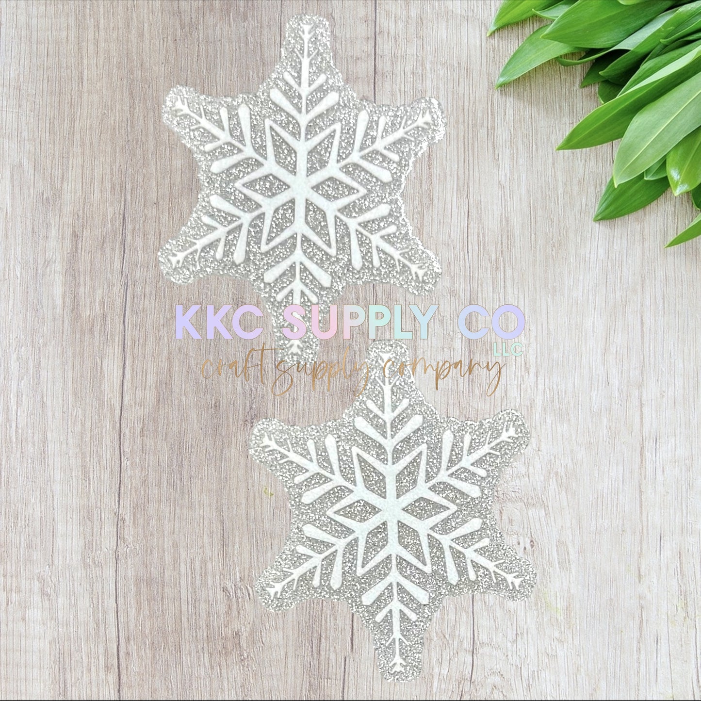 AT527-SIlver Snowflake-Acrylic Flatback