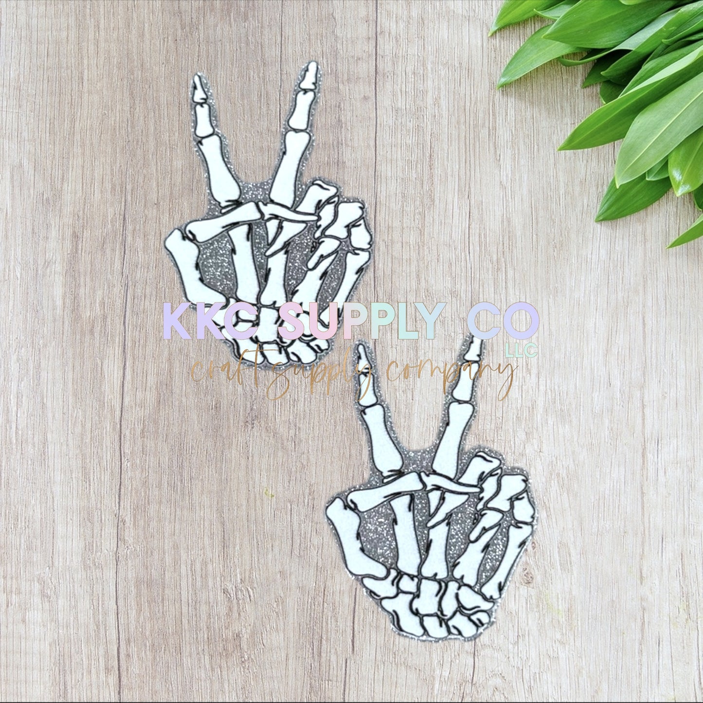 AT299-Skeleton Peace Sign-Acrylic Flatback
