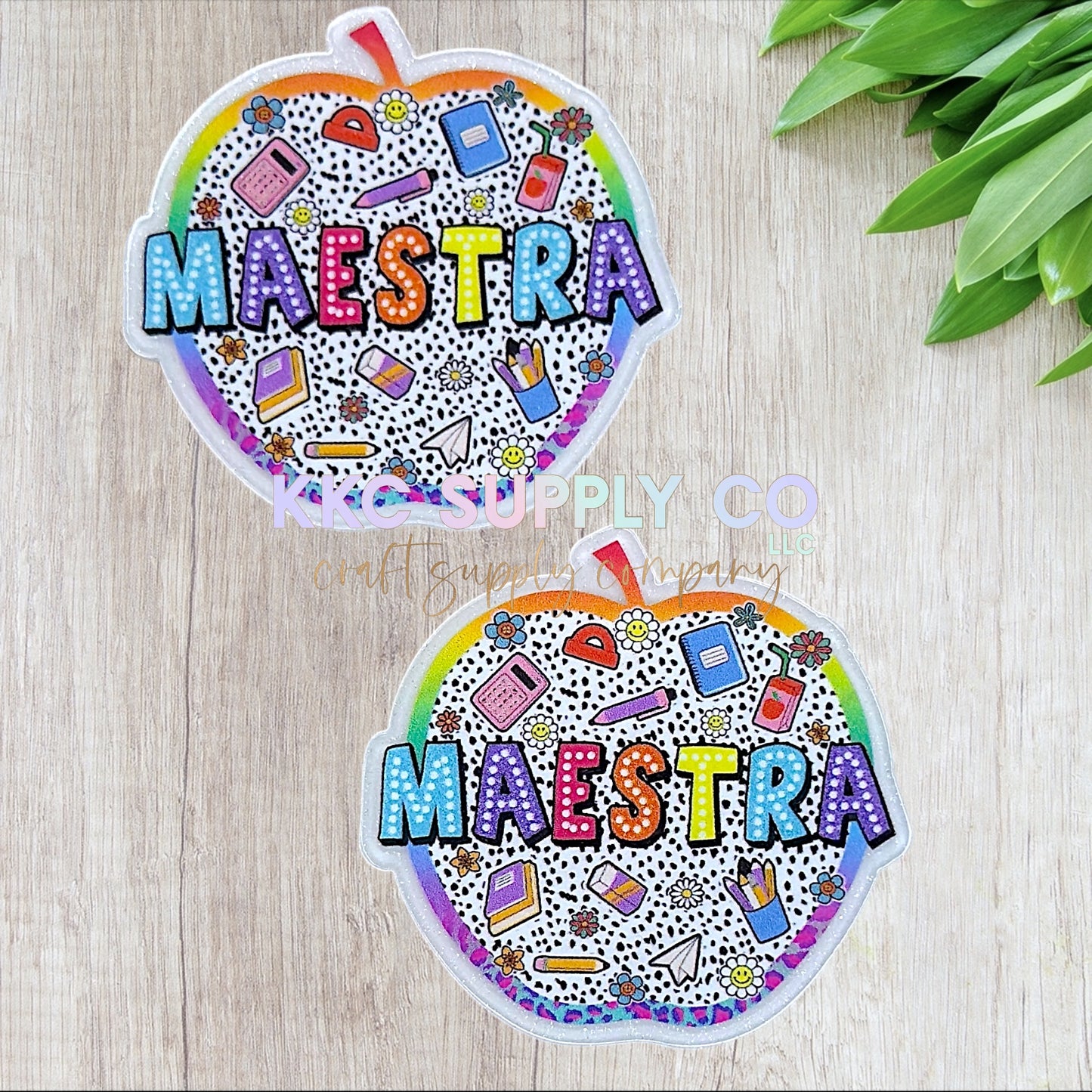 AT500-Maestra-Acrylic Flatback