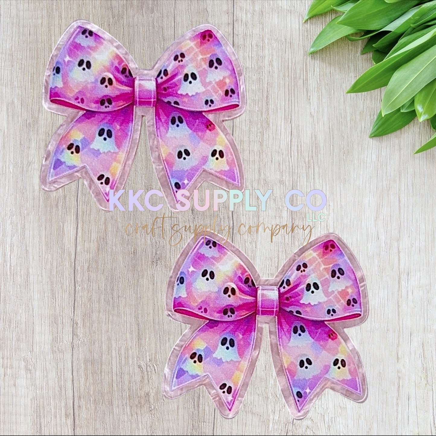 AT491-Spooky Bow-Acrylic Flatback