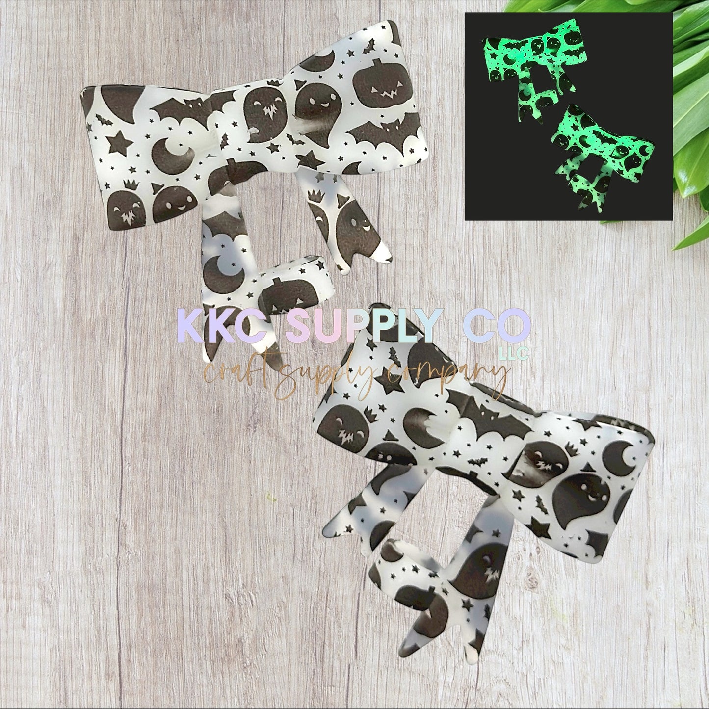 Halloween Bow Silicone Straw Toppers