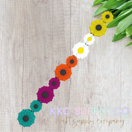 Daisy Silicone Focal Bead