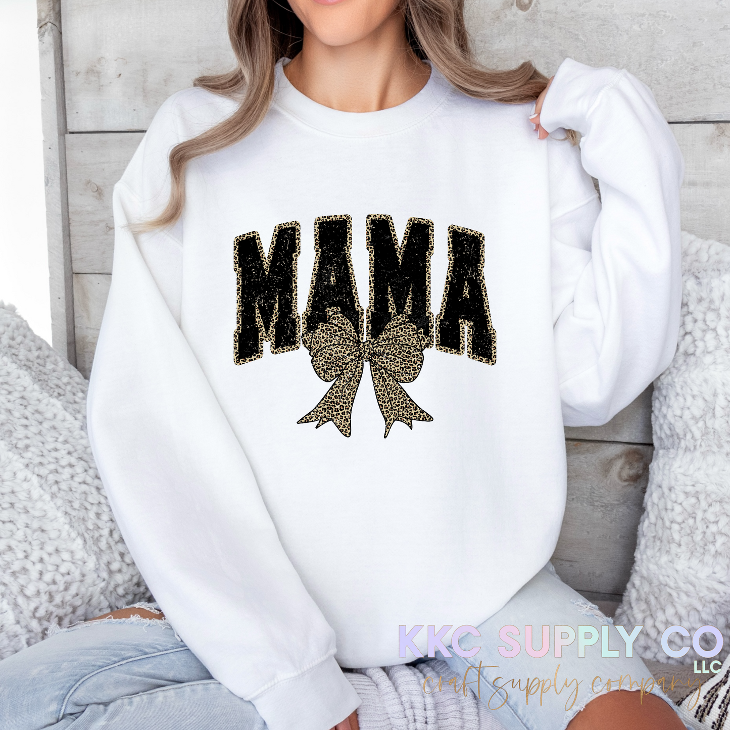 #148-Distressed Mama T-Shirt Transfer