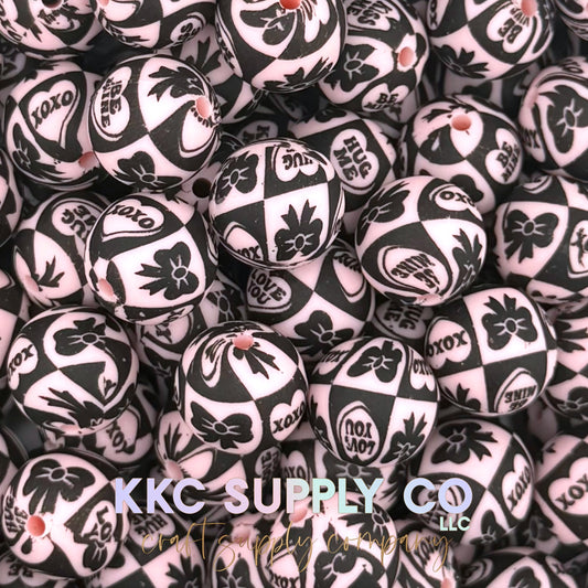 SP277-Pale Pink and Black XOXO Printed Bead 15mm
