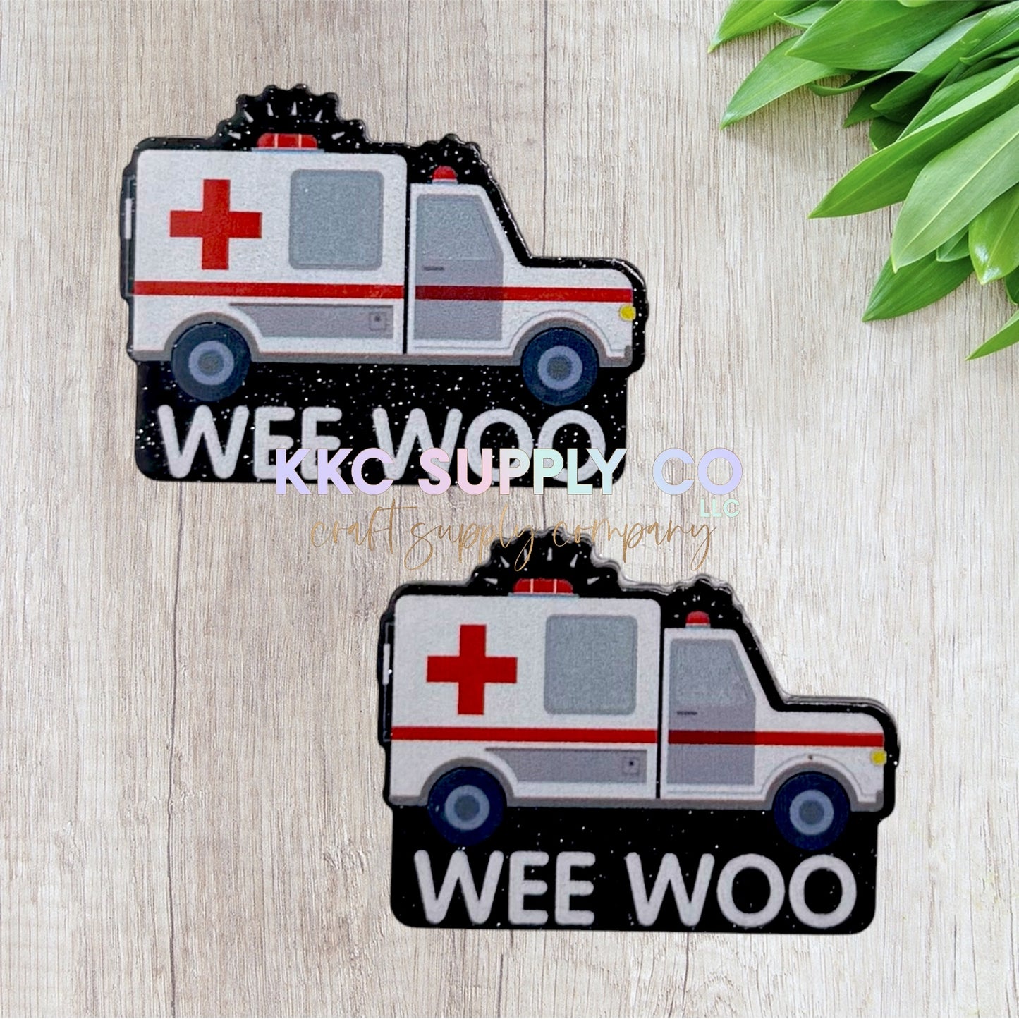 AT18-Wee Woo Ambulance-Acrylic Badge Reel Topper