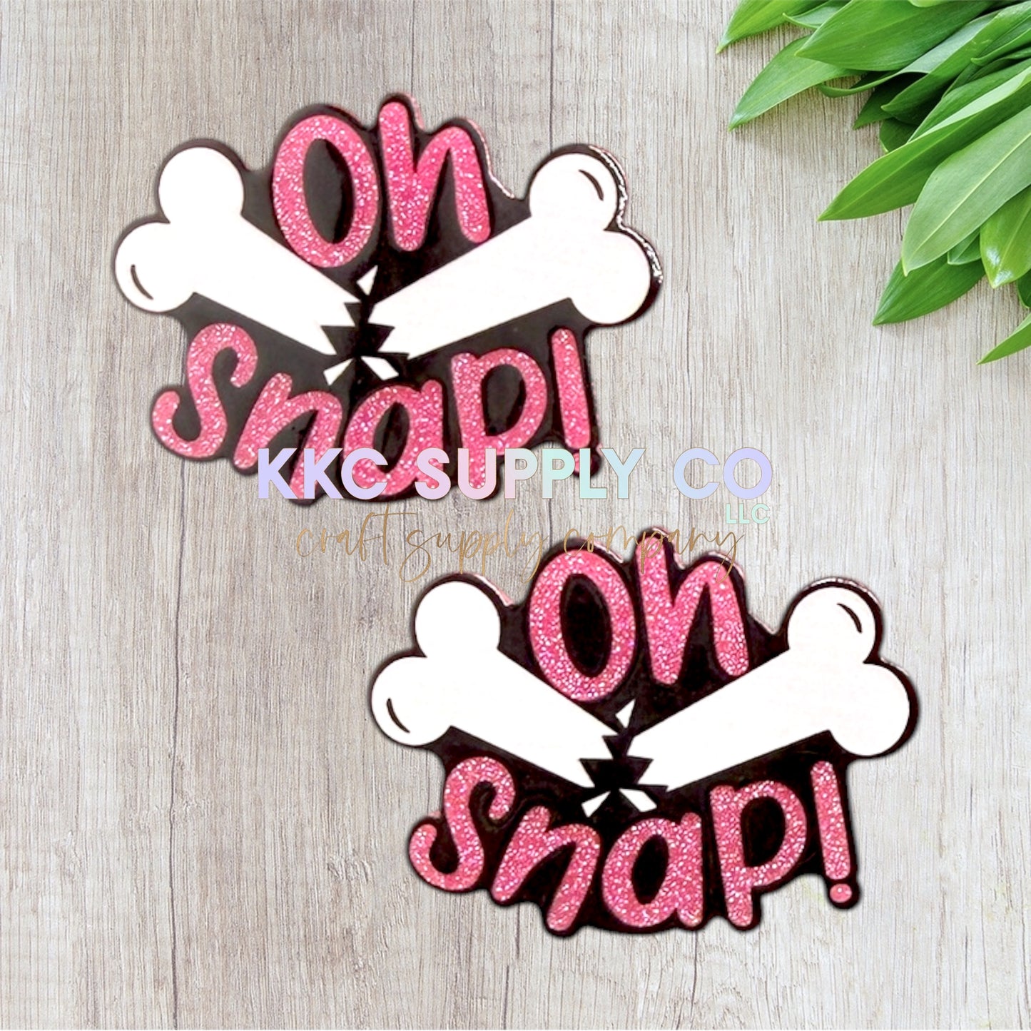 AT41-Oh Snap-Acrylic Flatback