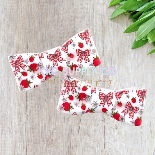 Strawberries and Bows Large Bowtie Silicone Focal Bead
