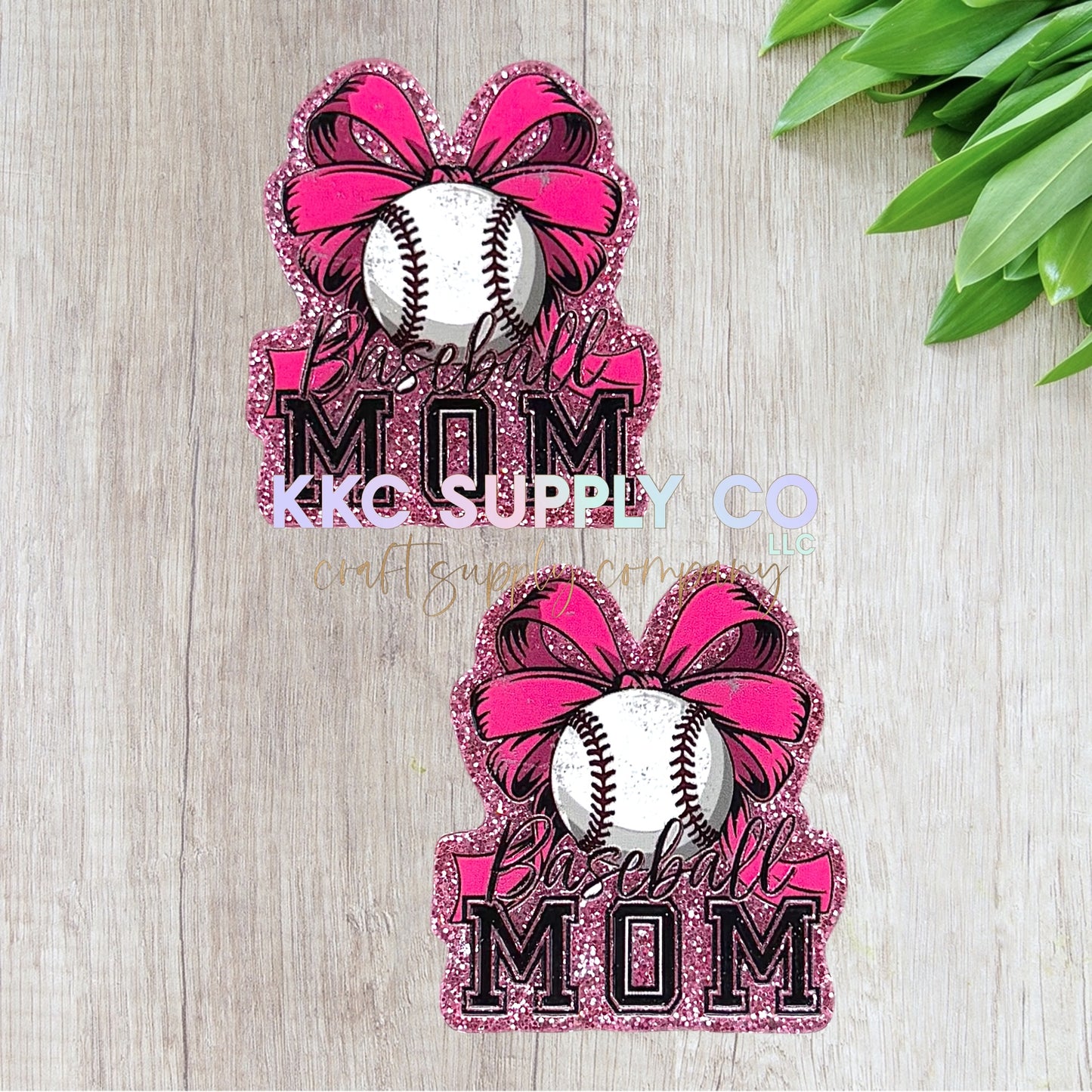 AT579-Pink Baseball Mom-Acrylic Flatback