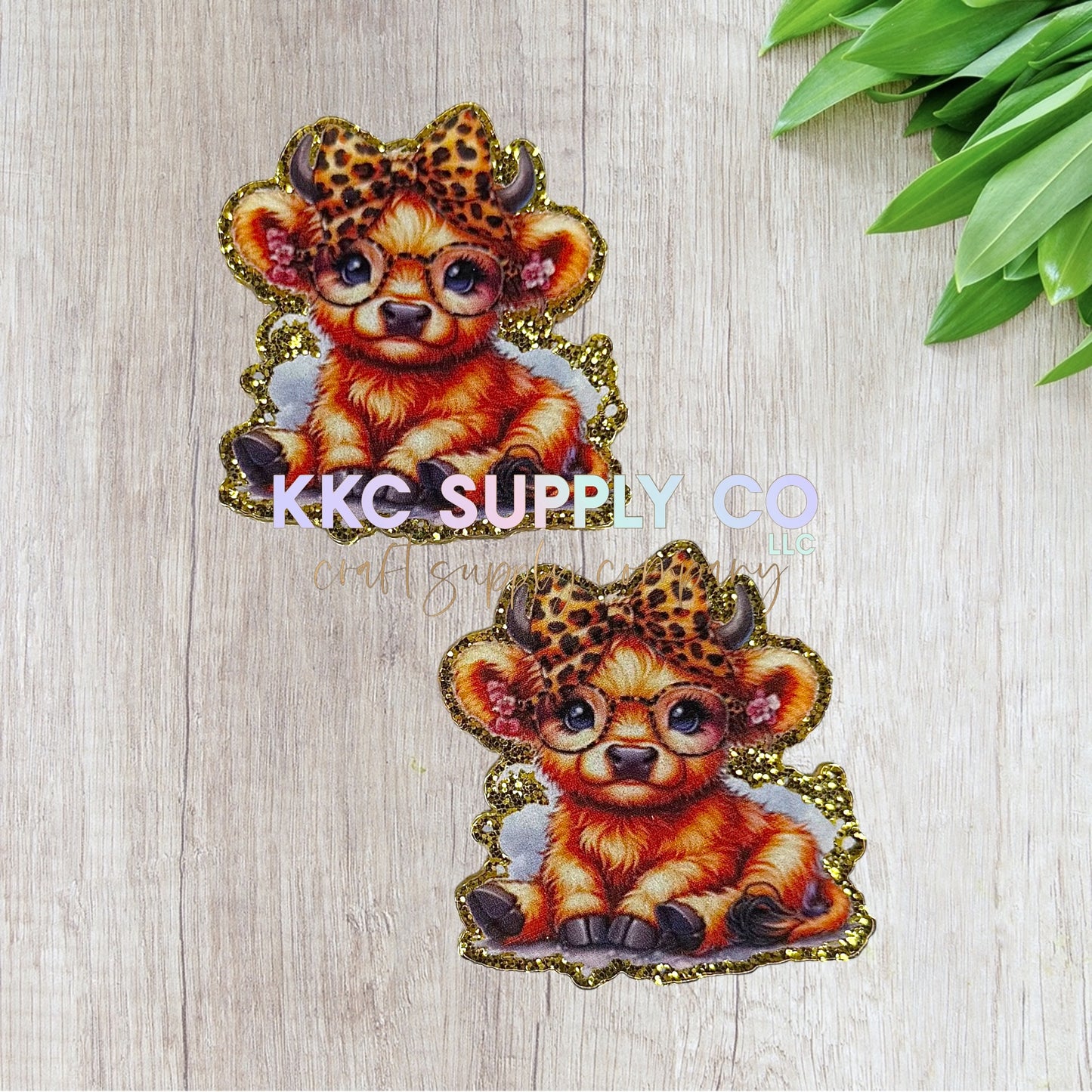 AT599-Gold Leopard Cow-Acrylic Flatback