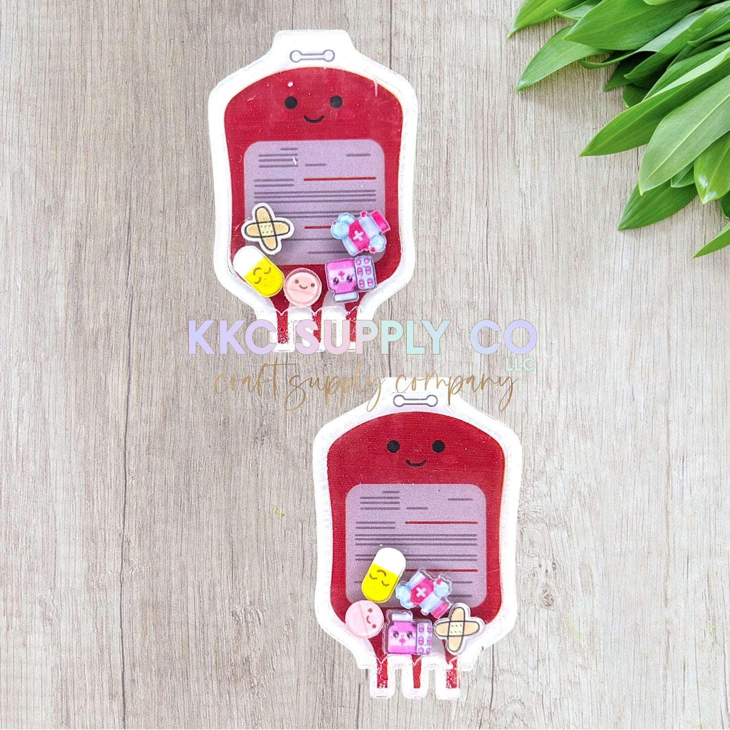 AT635-IV Shaker-Acrylic Flatback
