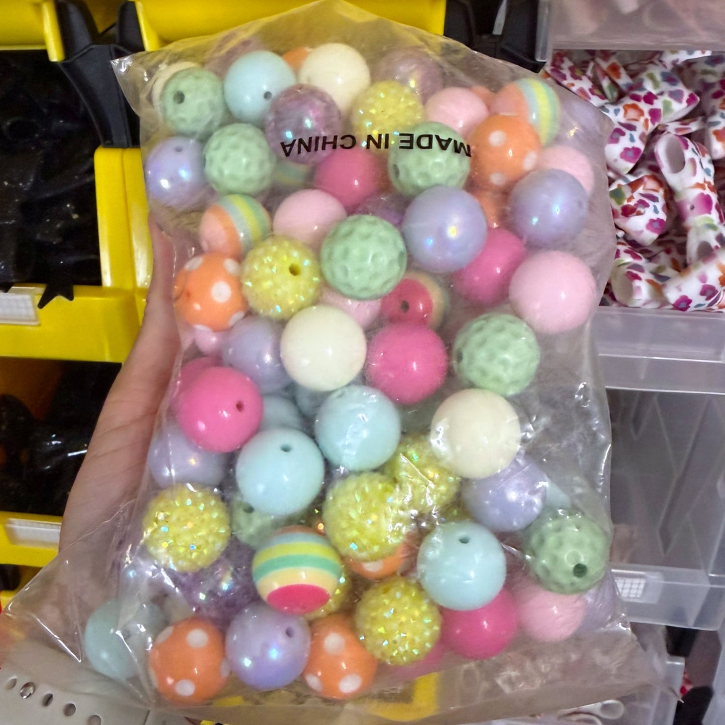 Acrylic Beads-20mm (100 count per bag)