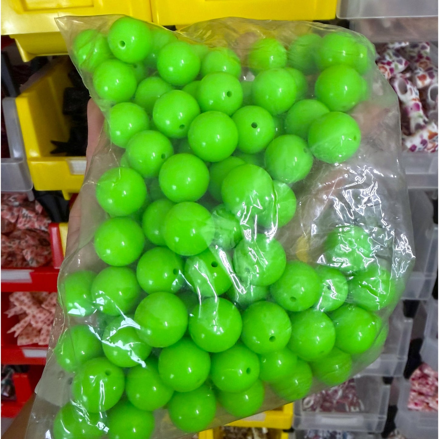 Acrylic Beads-20mm (100 count per bag)