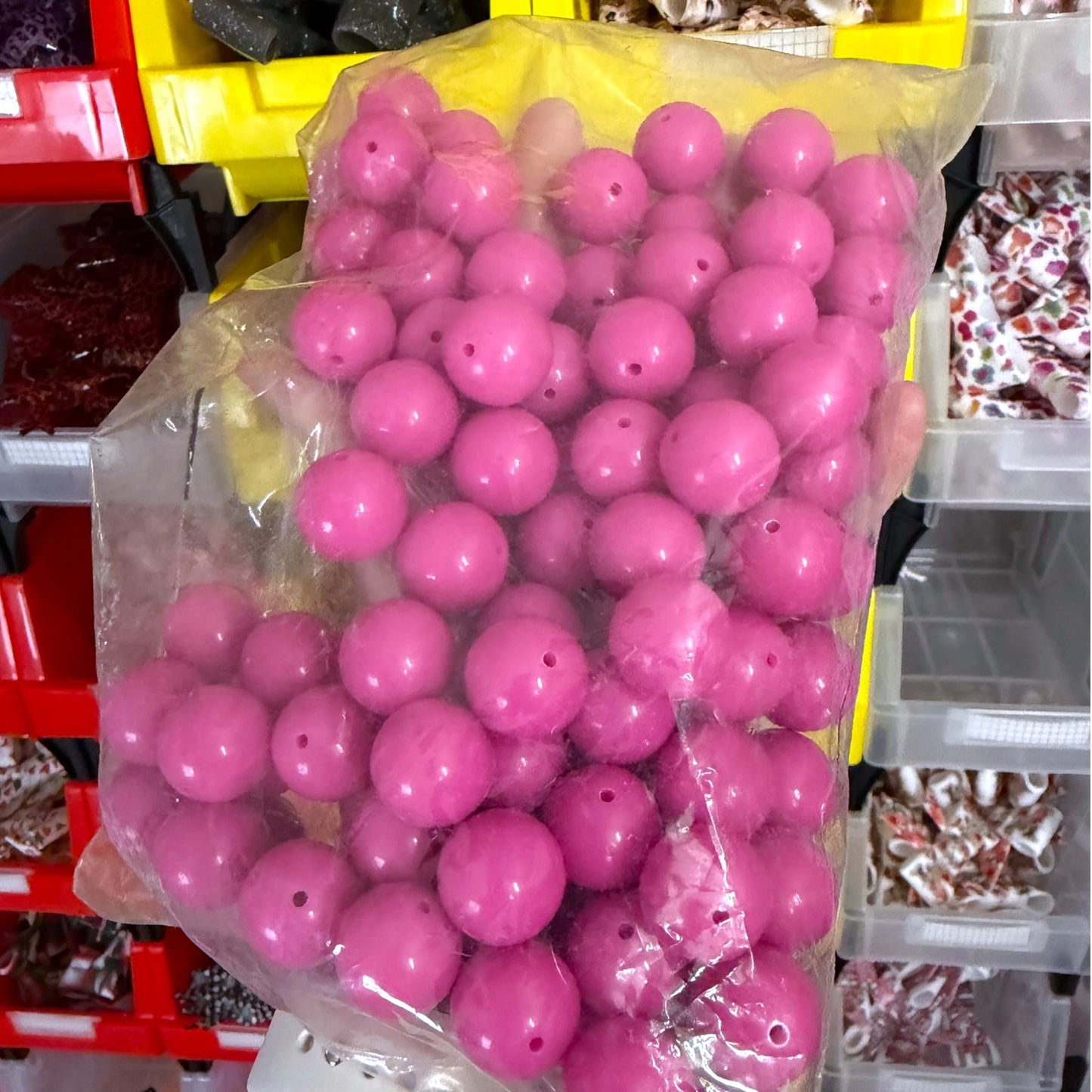 Acrylic Beads-20mm (100 count per bag)
