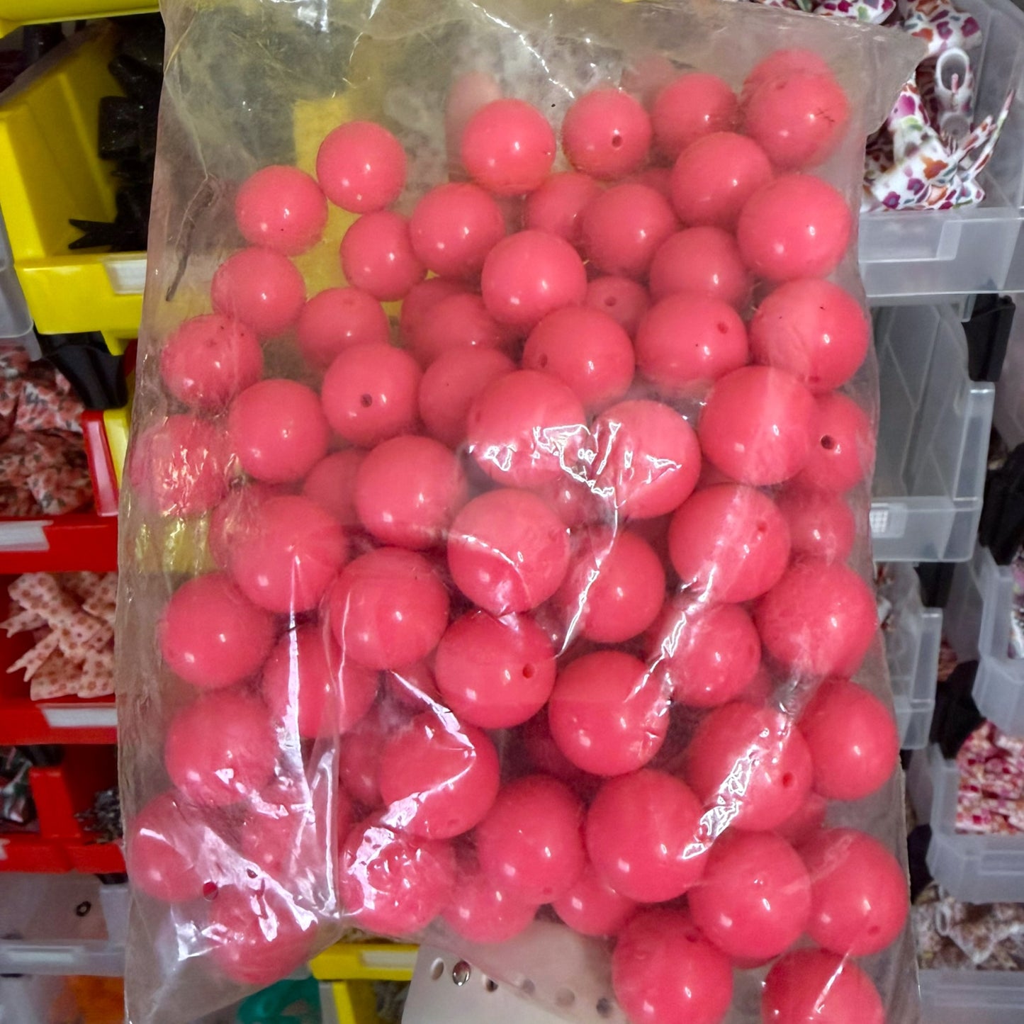 Acrylic Beads-20mm (100 count per bag)
