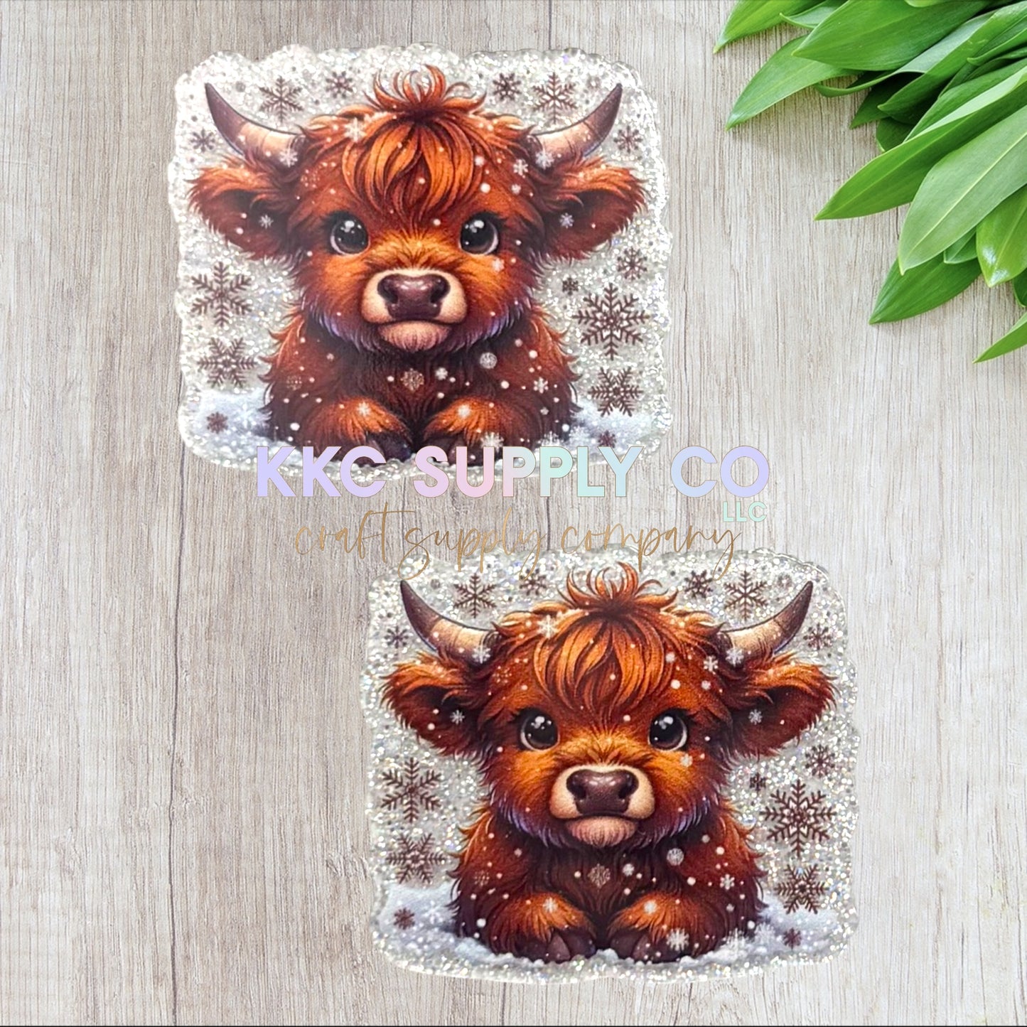 AT560-Winter Cow-Acrylic Flatback