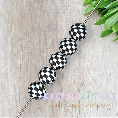SP217-Large Black & White Checker Printed Silicone Beads