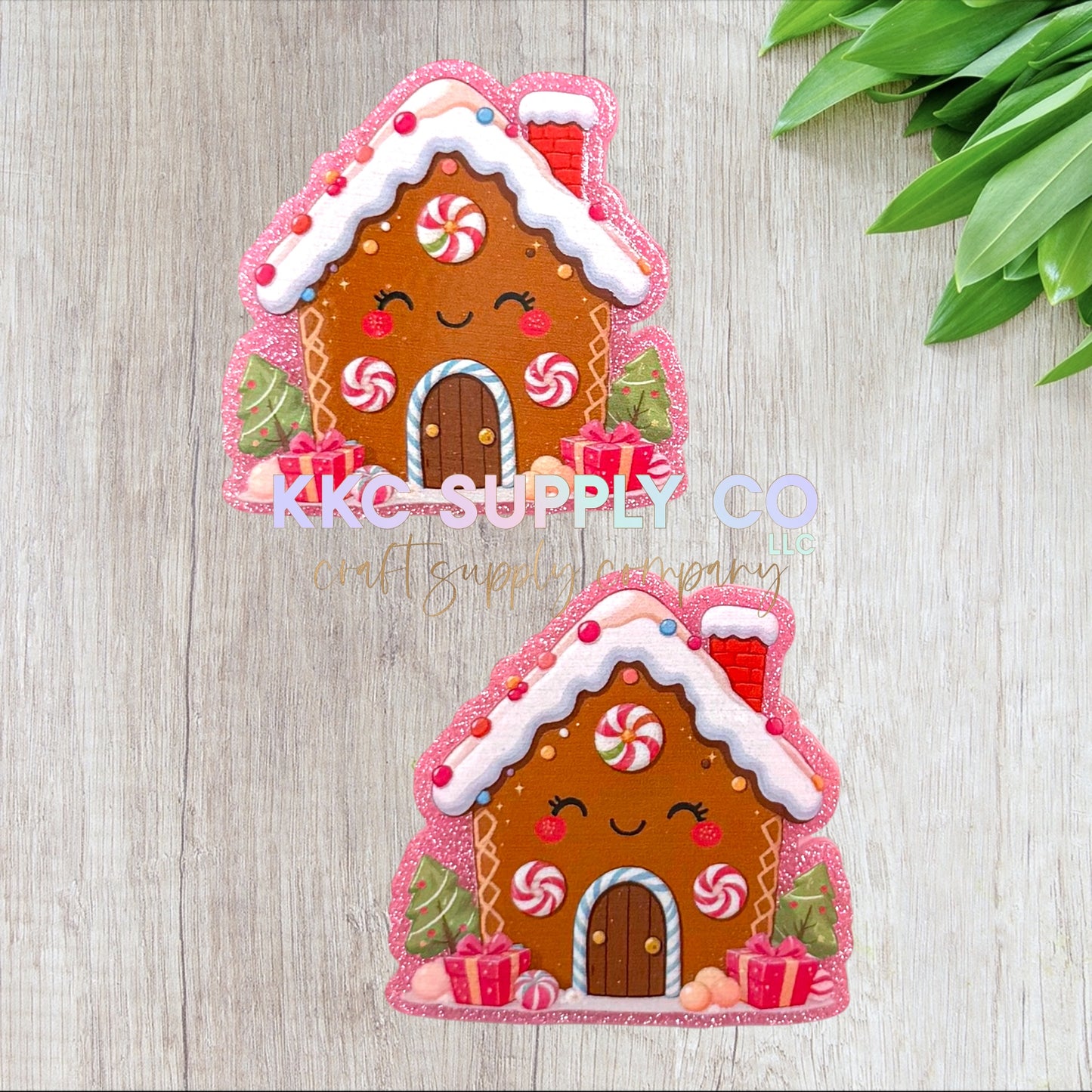 AT553-Gingerbread House-Acrylic Flatback
