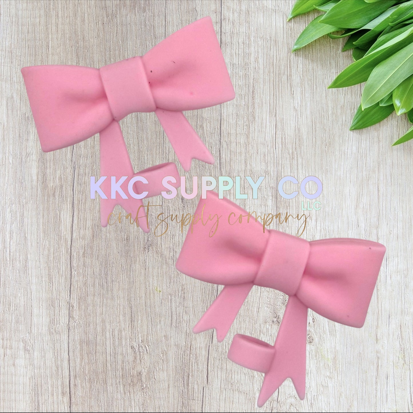 Pretty Pink Bow Silicone Straw Topper