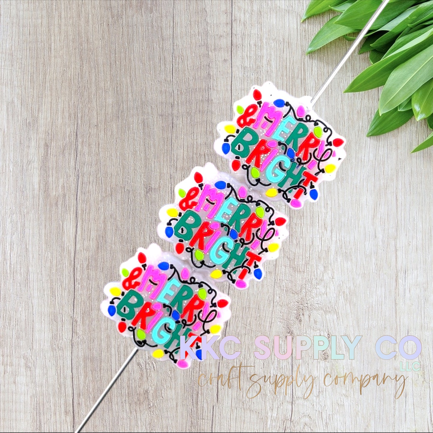 Merry & Bright Glitter Silicone Focal Bead
