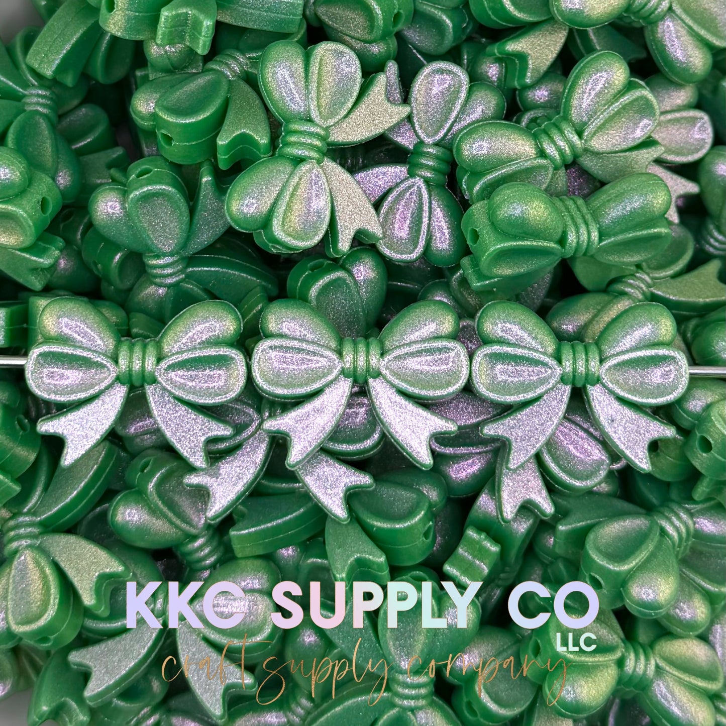 Opal Bows (Horizontal) Silicone Focal Bead