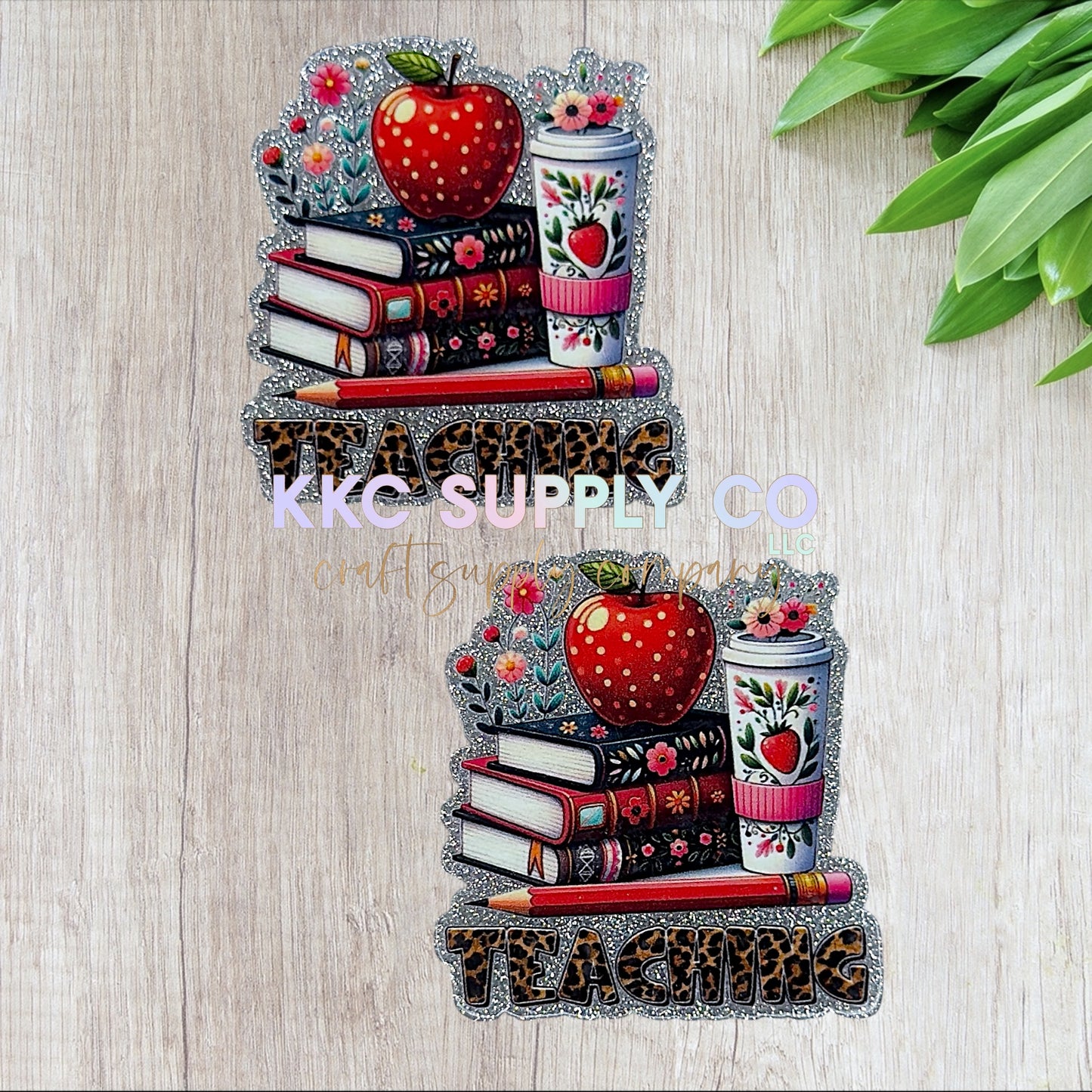 AT438-Leopard Teaching-Acrylic Flatback