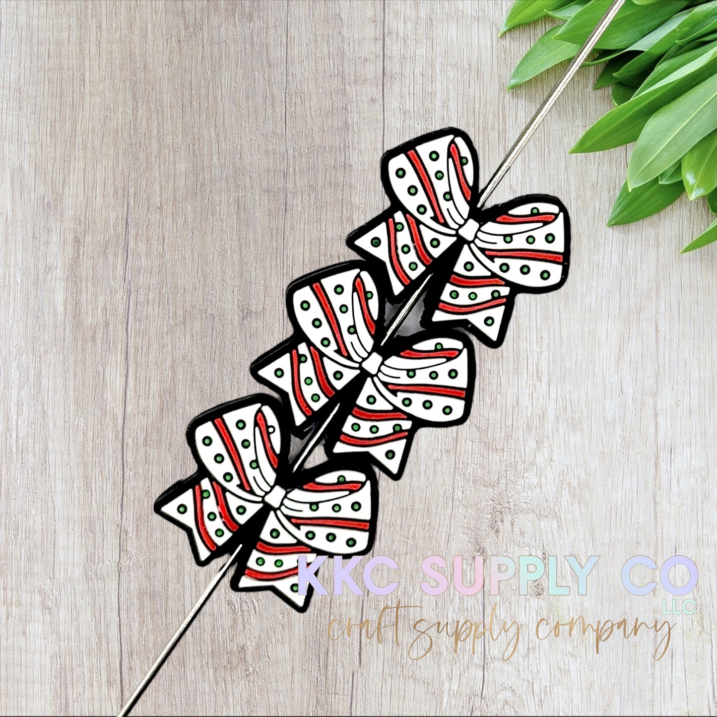 Christmas Cake Bow Silicone Focal Bead