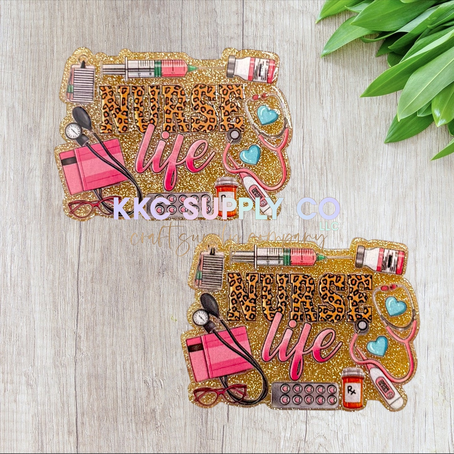 AT524-Nurse Life-Acrylic Flatback-Gold