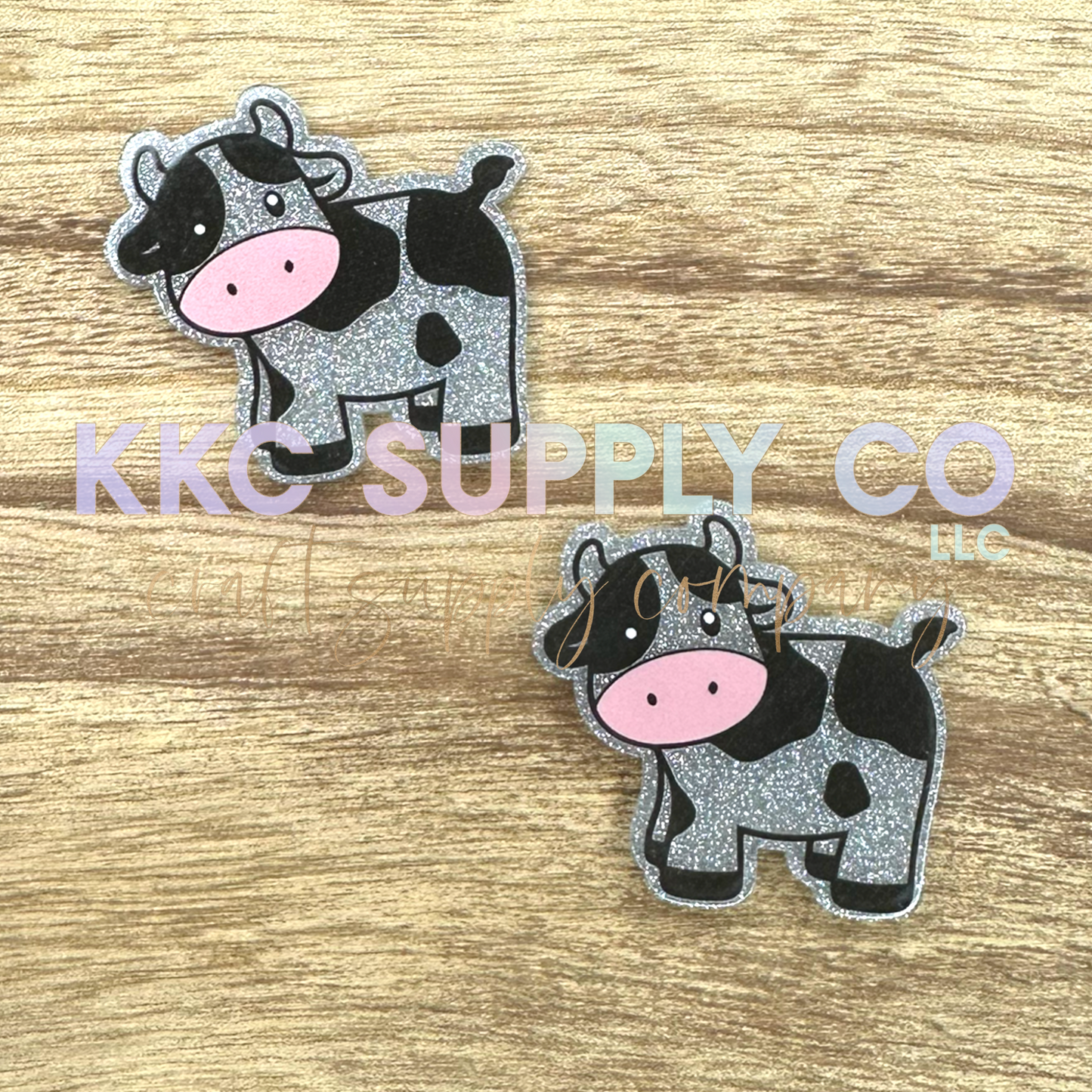 AT24-Cow-Acrylic Badge Reel Topper