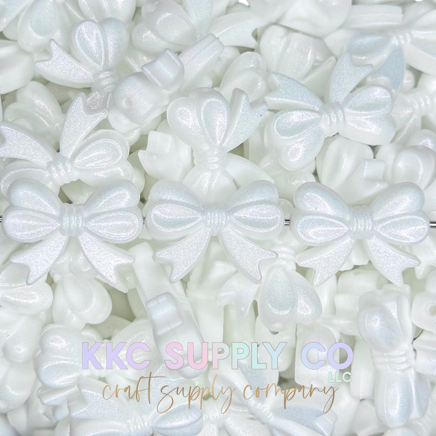 Opal Bows (Horizontal) Silicone Focal Bead